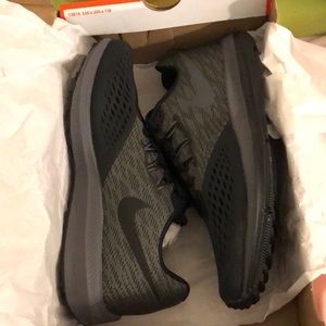Women’s Nike Zoom Winflo 4